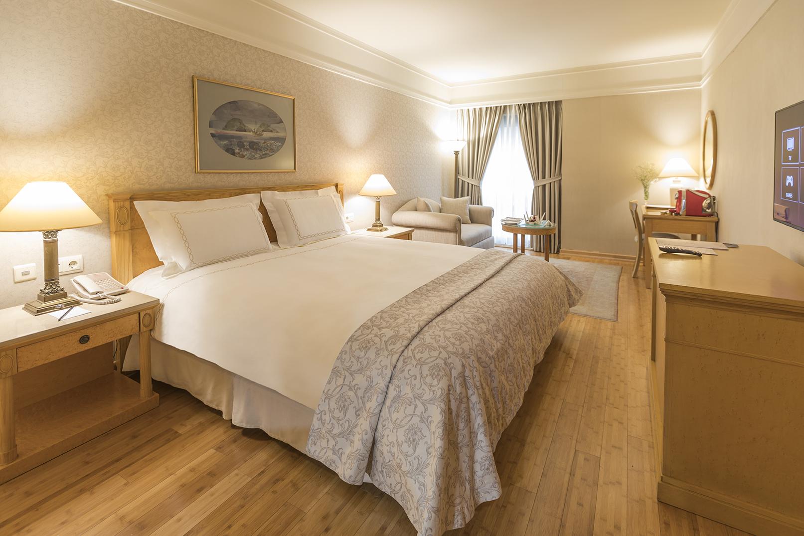 Zorlu Grand Hotel Трабзон Екстериор снимка