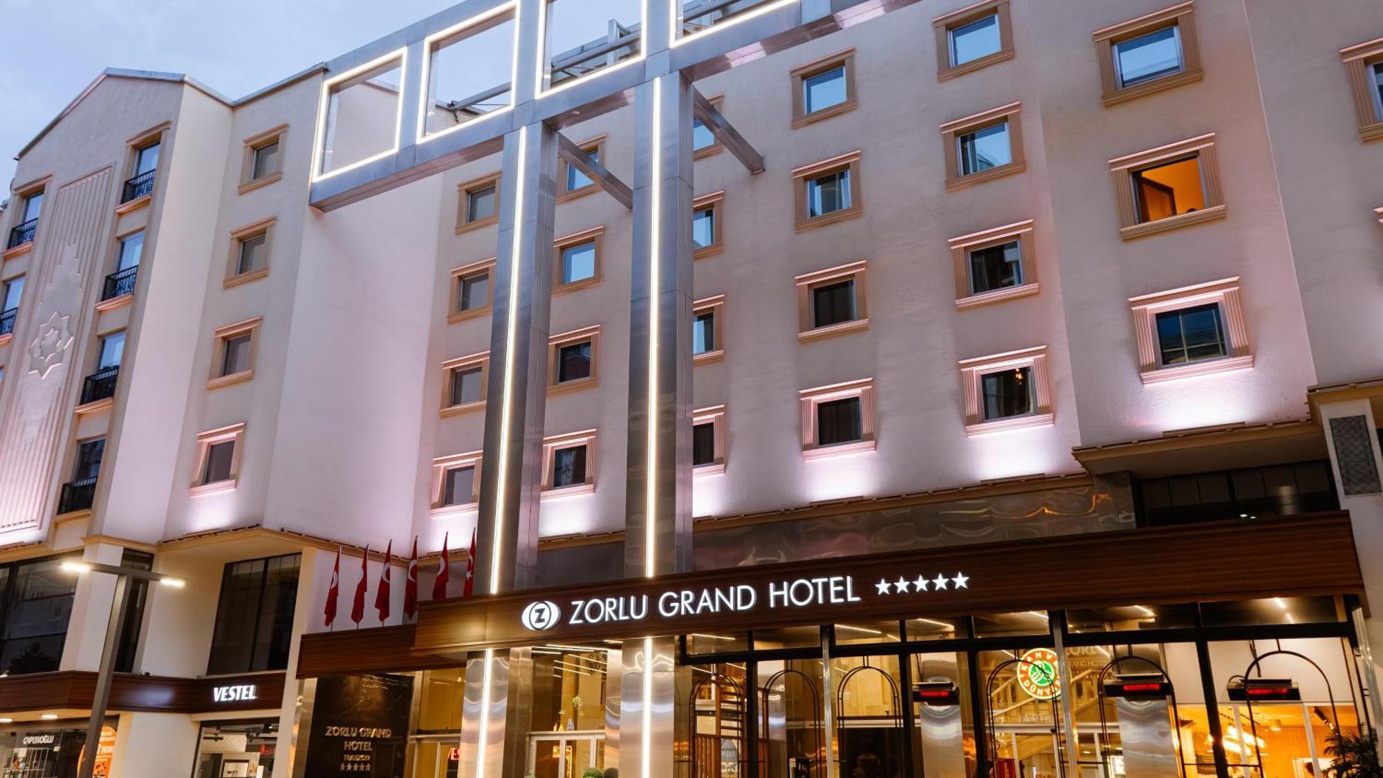 Zorlu Grand Hotel Трабзон Екстериор снимка