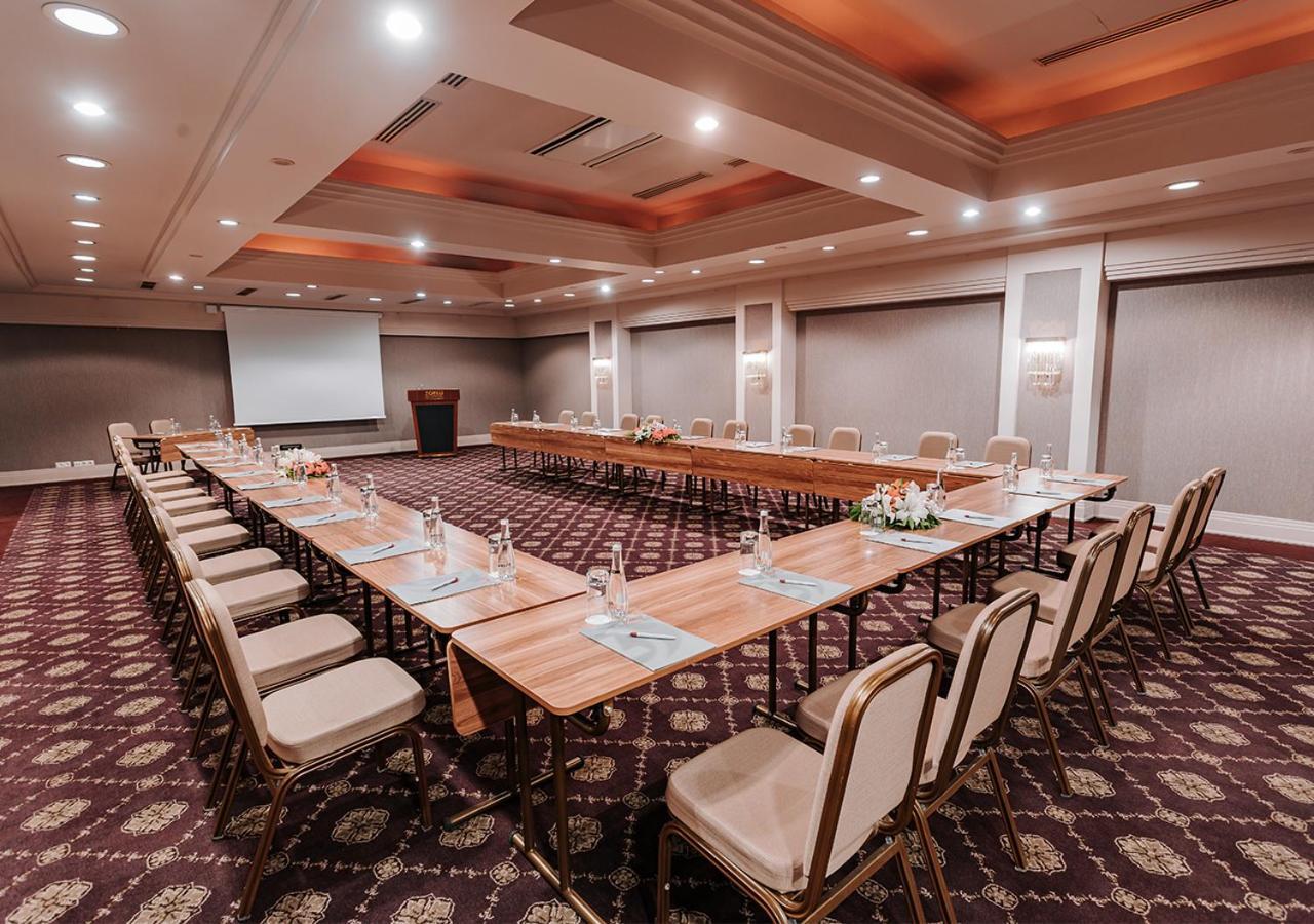 Zorlu Grand Hotel Трабзон Екстериор снимка